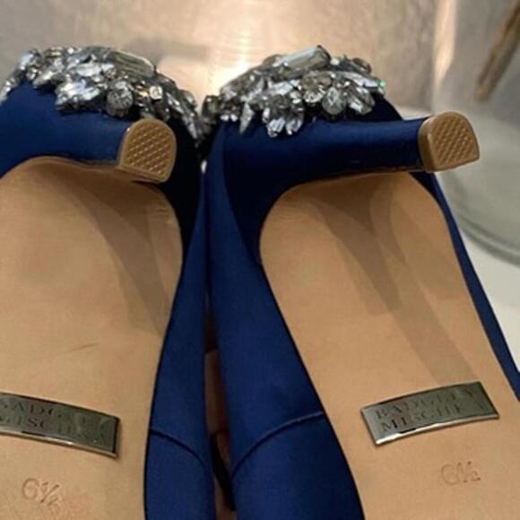 Badgley Mischka Nilla Midnight Blue Crystal Heel 6.5 Excellent - Picture 7 of 9